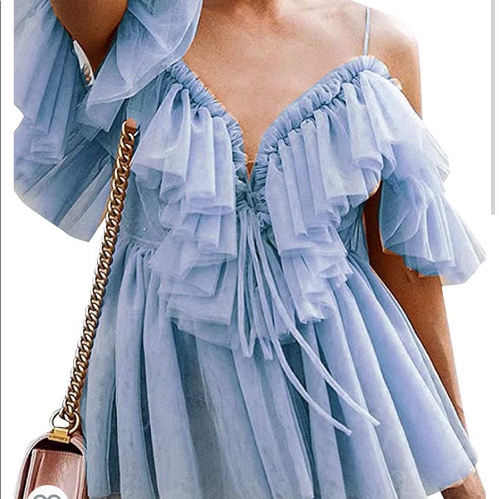 Off the Shoulder Top! - Picture 2 of 9
